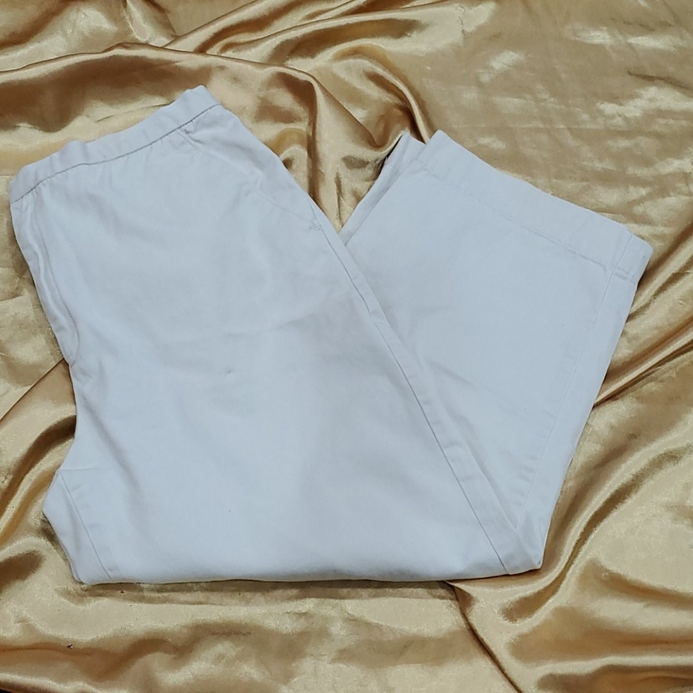 💥50% sale💥J Crew khaki capri sz 8 #1170
